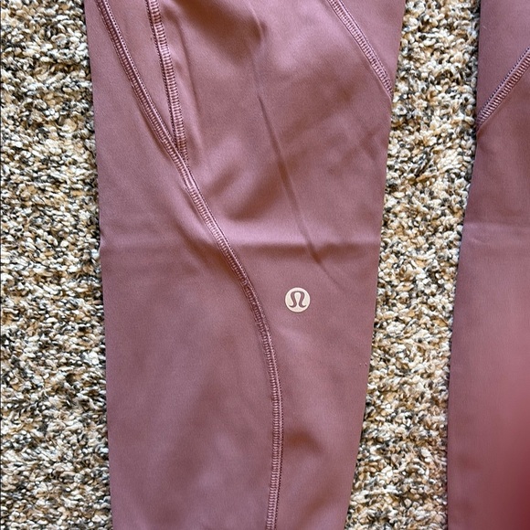 Lululemon Mauve Leggings - Picture 2 of 5